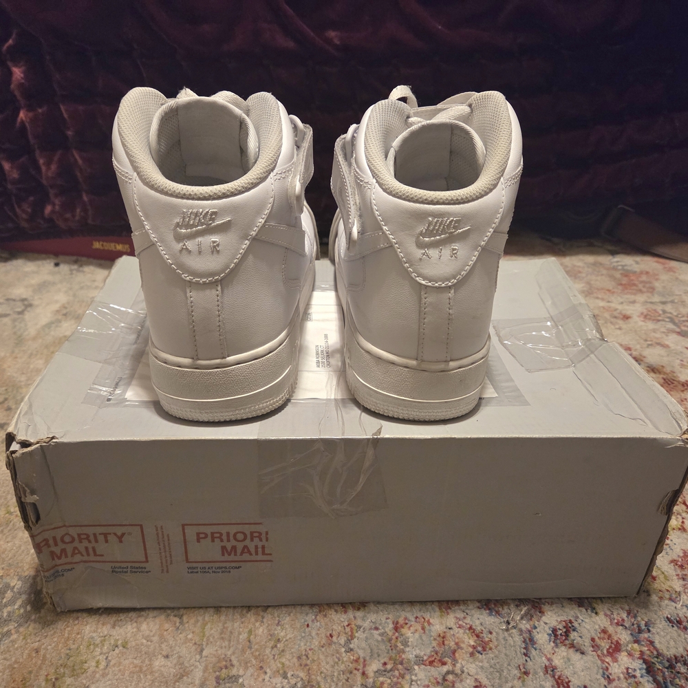 Nike Air Force 1 White High-Top Sneakers - Picture 4 of 5